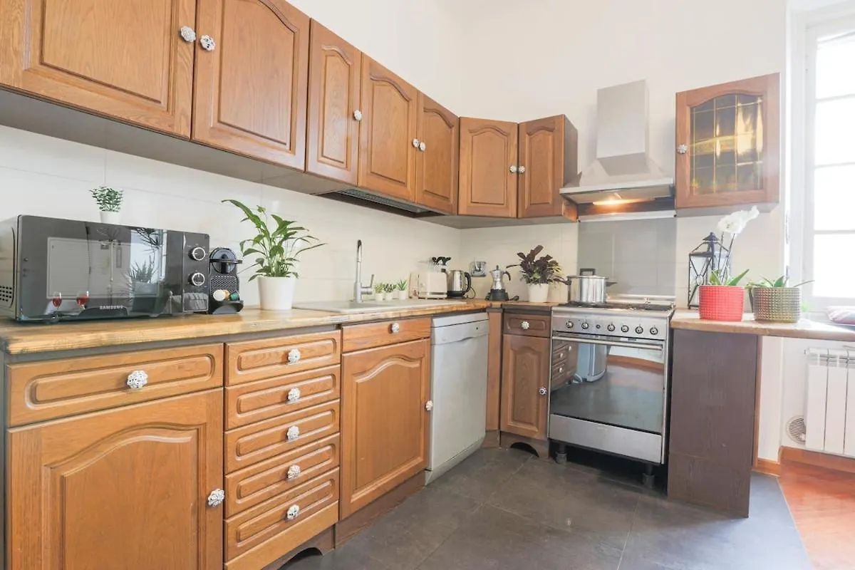 Apartment Appartamento La Fanice Genoa